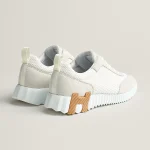 Bouncing sneaker - Image 4